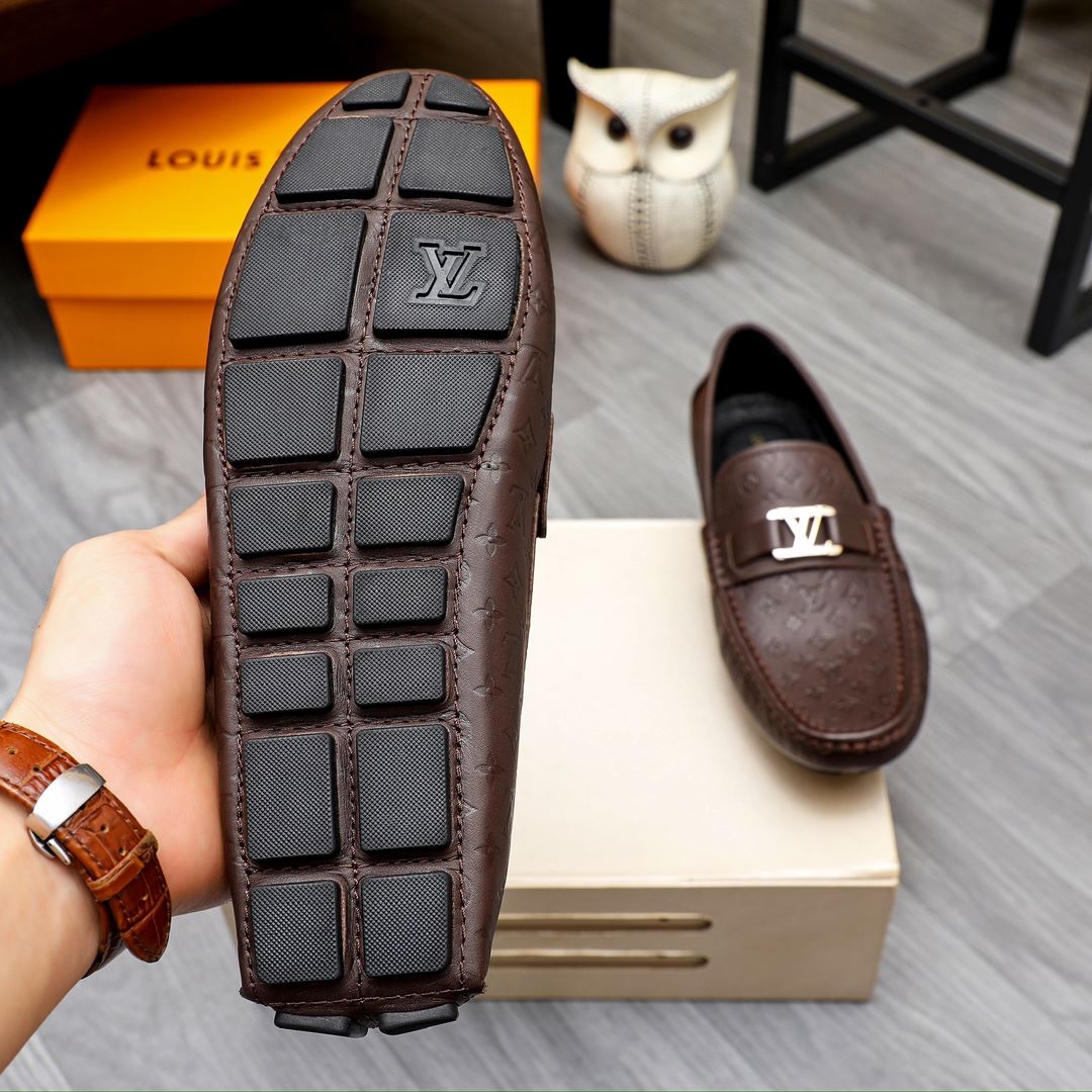 Louis Vuitton Low Shoes